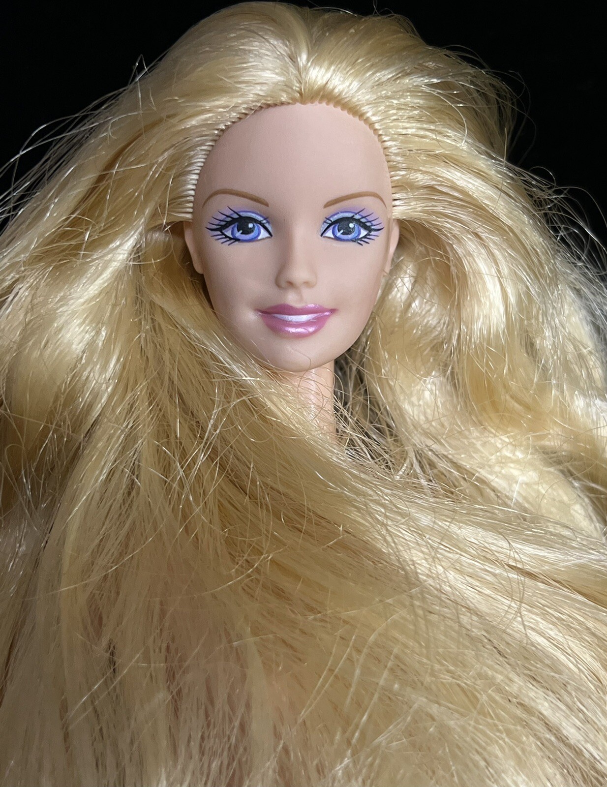 Swan Princess Blonde Mattel Barbie Doll-Bendable knees-Nude 