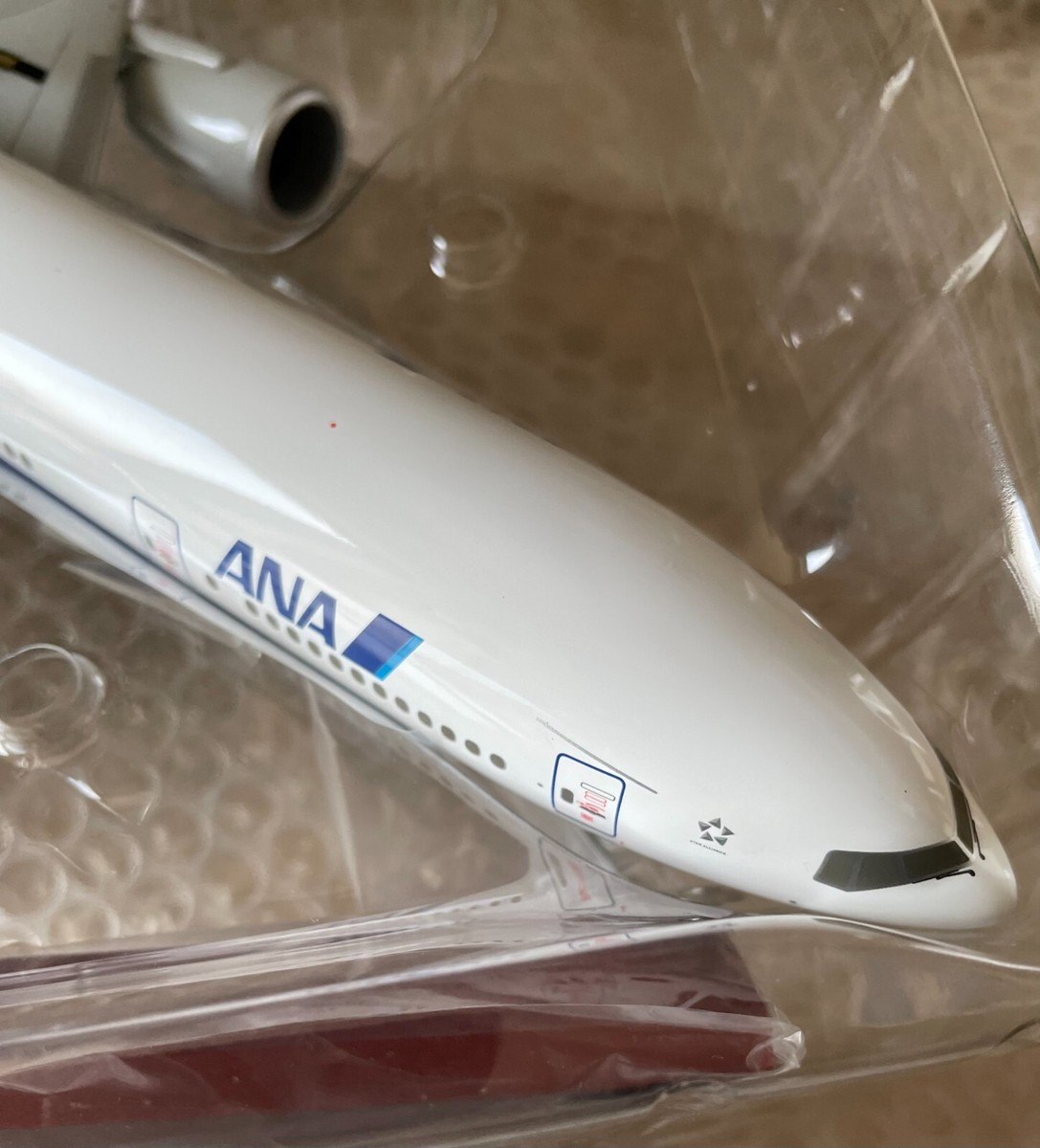 SALE! 1/200 HOGAN ANA Boeing 777-300ER JA777A model airplane