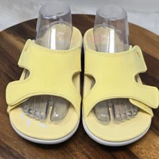 Spenco Yellow Love By LIfting Others Slip On Sandals Women's 9.5B NWT * Read