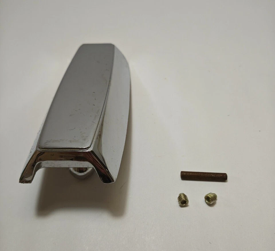 Dodge Plymouth 1965 carrocería manual puerta trasera equipamiento de manija de ventana 2584539 nuevo en stock Foto 2 de 4