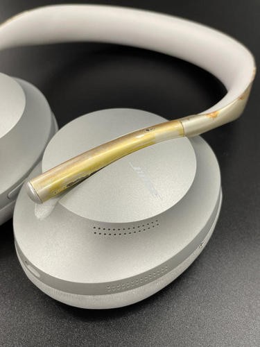 Bose 700 Noise-Cancelling Bluetooth Headphones (Silver) - Picture 2 of 7