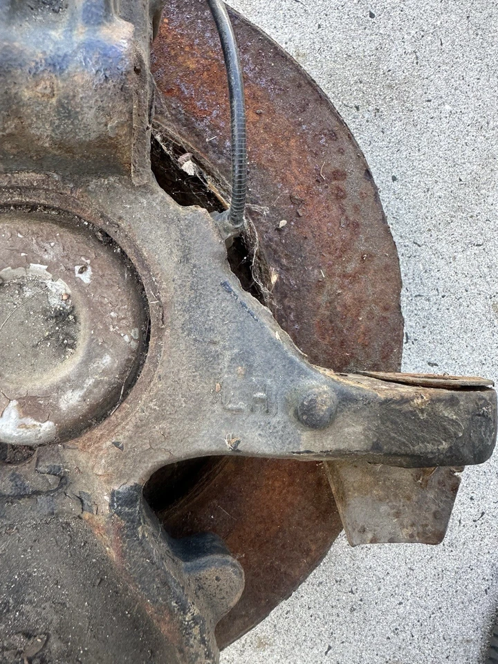 MERCEDES BENZ SPRINTER 2500 W906 18 4X2 HUSILLO NUDILLO CONDUCTOR DELANTERO IZQUIERDO Foto 3 de 3