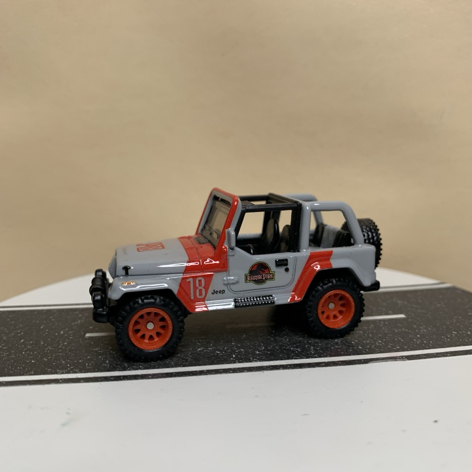 2025 Hot Wheels Premium Pop Culture Jurassic Park 1992 Jeep Wrangler Sahara NM
