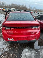 2013 Dodge Dart Center Tail Light Assembly Center w/illuminated Surro