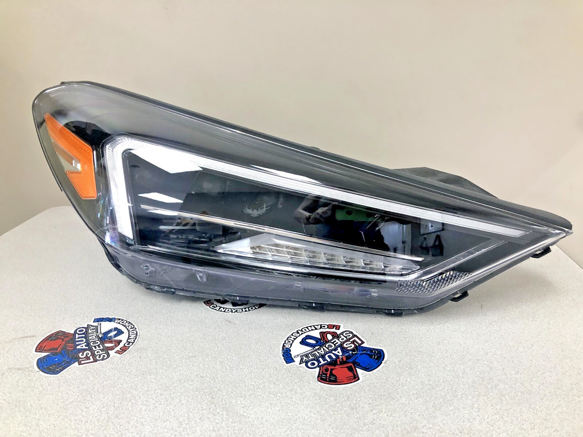 2021 Hyundai Tuscan Ultimate OEM RH Passenger Headlight 92101D3750