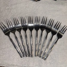 Stainless Steel 18/10 Bamboo Korea 10 Place  Settings Salad & Serving Set.