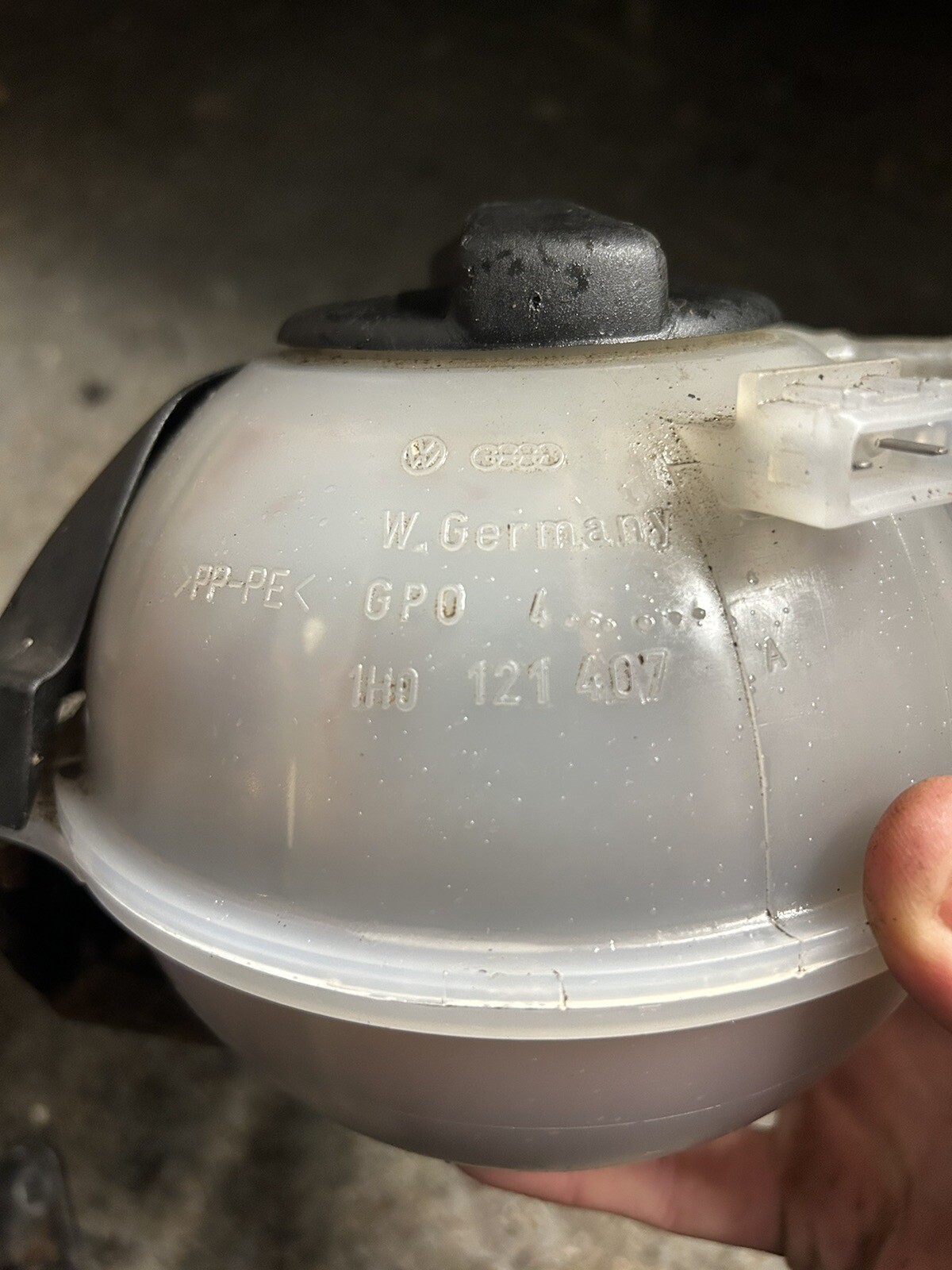 Coolant Expansion Tank For 1H0121407A VW Golf MK2 MK3 Polo 86C Jetta