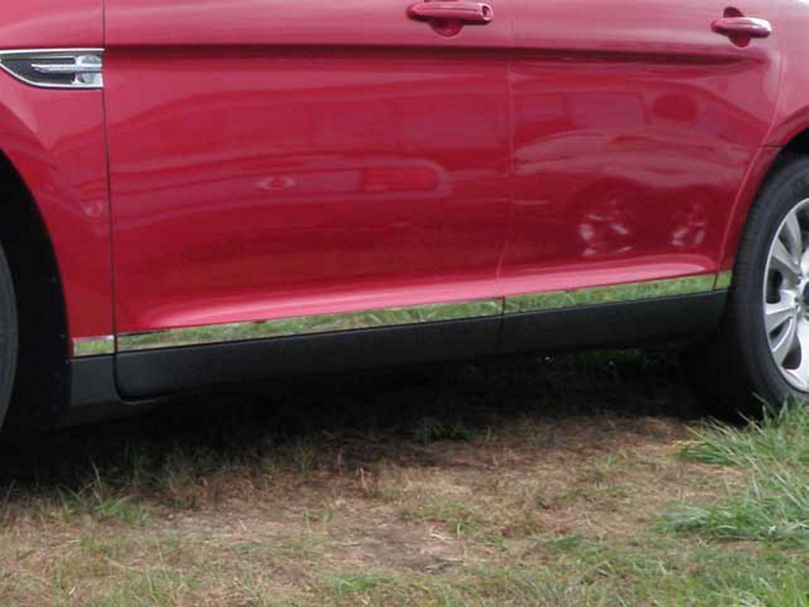 2010-2018 FORD TAURUS 8 Piece Stainless Steel Rocker Panel Trim, Lower ...