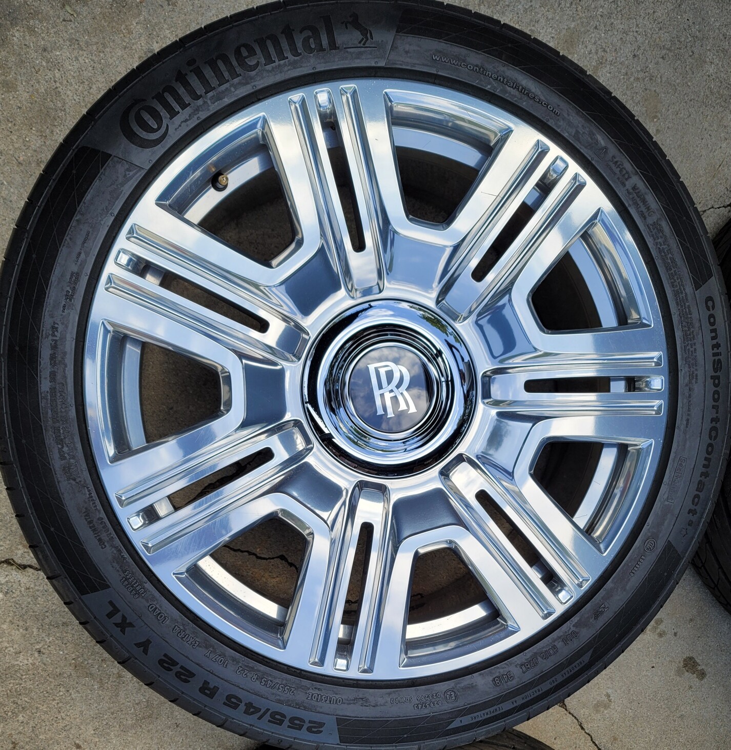 22" NEW OEM FACTORY ORIGINAL ROLLS ROYCE PHANTOM VIII CULLINAN WHEELS RIMS TIRES