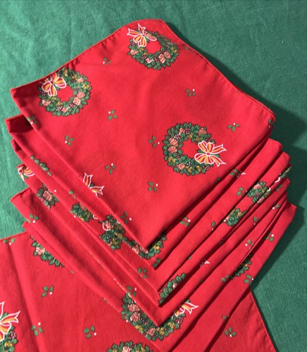 Christmas Cloth Red Green Christmas Wreath Napkins 8 ct Approximately 16 X 16” - Picture 2 of 21