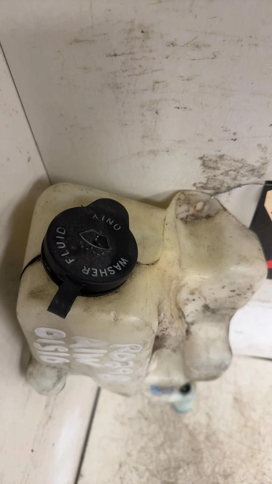 Chevy S10 1995-2005 botella lavadora parabrisas sin limpiaparabrisas trasero Foto 4 de 4