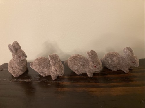 Vintage Easter Flocked Bunny Rabbits —Old Stock - Made in Hong Kong Read - Picture 6 of 16
