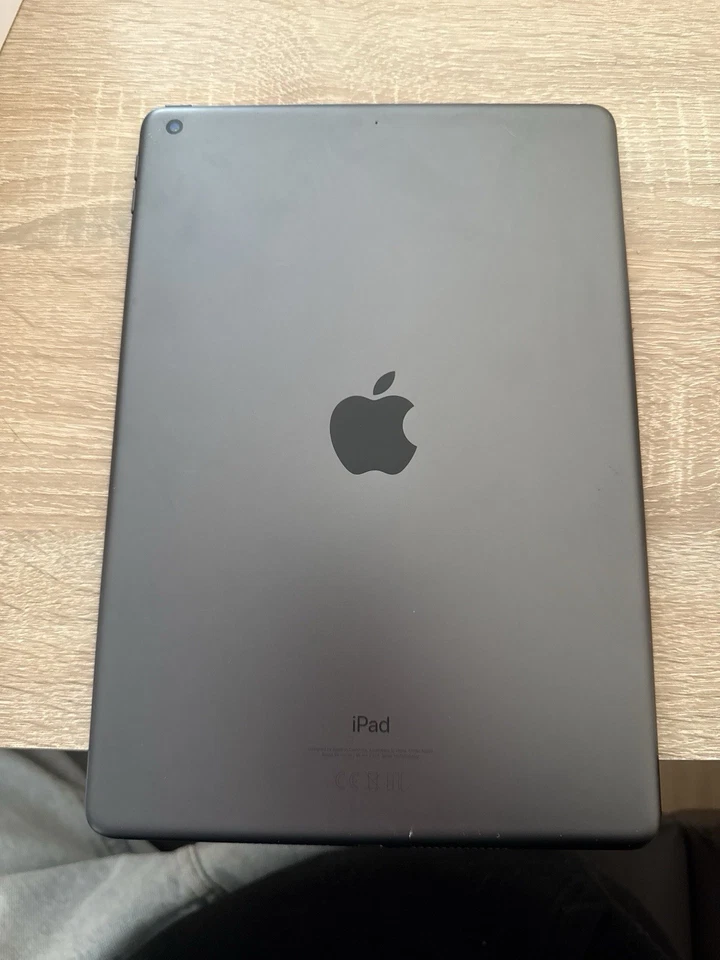 Apple iPad 9. Gen 64GB, Wi-Fi, 10,2 Zoll - Space Grau - Bild 2 von 4
