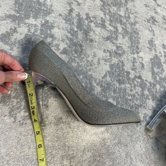 NIB Valentino Garavani Metallic Stretch Knit Pumps Silver Sparkle Sz 40 thumbnail 14