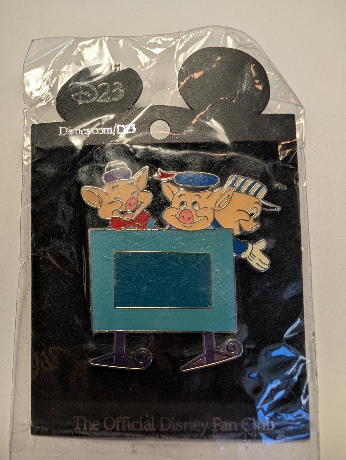 Disney Pin D23 Three Little Pigs LE train sleigh ride 3 holiday greetings le 500