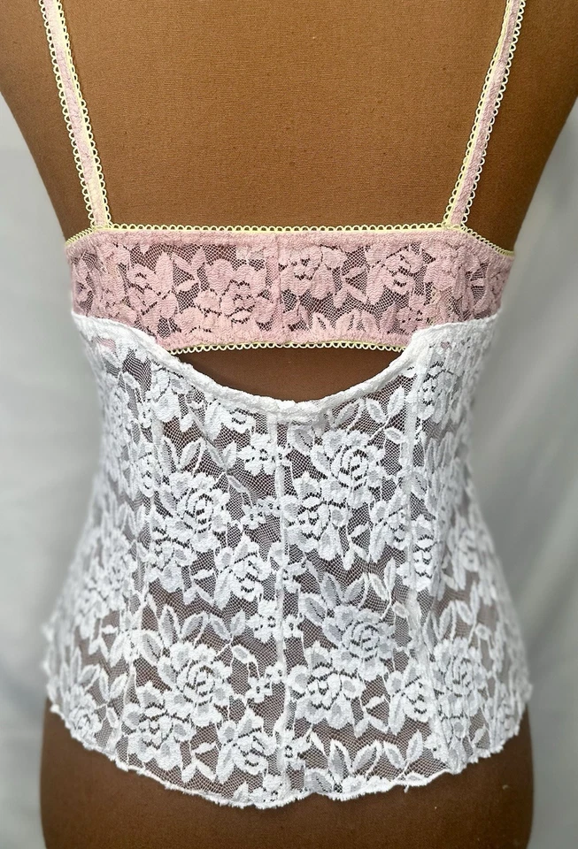 Cami de encaje FREE PEOPLE FP movimiento íntimamente todo el día; blanco rosa amarillo; MEDIANO Foto 4 de 4