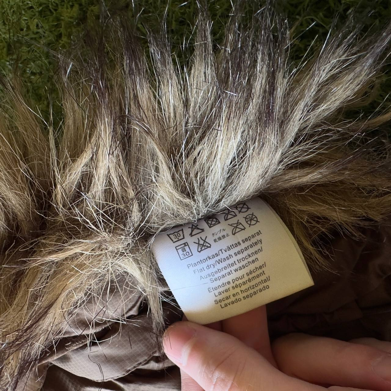 Peak Performance Mens Winter Down Jacket Puffer O… - image 15