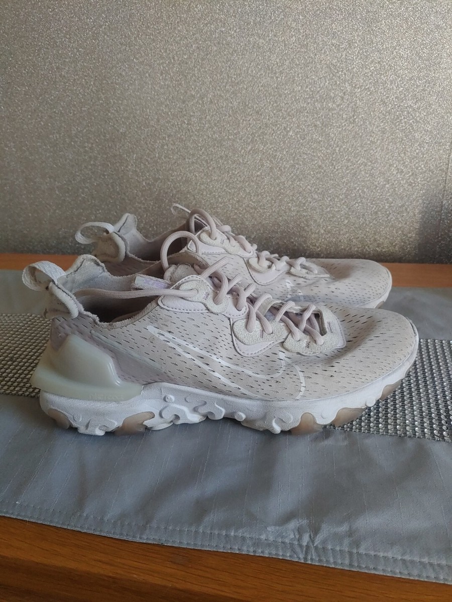 nike react vision trainers in triple white