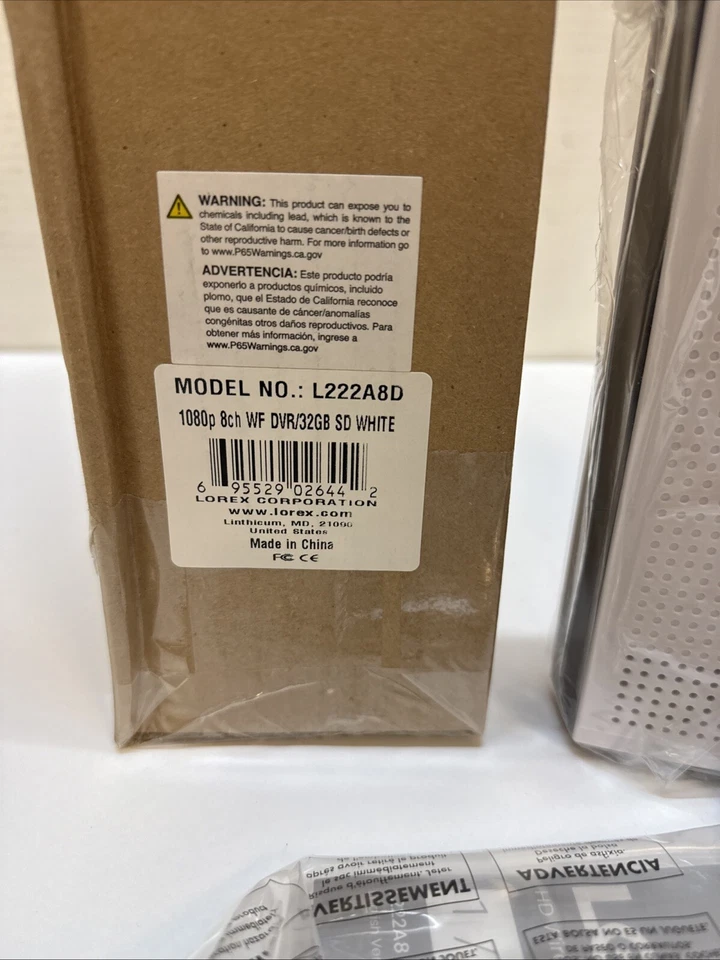 NEW IN BOX! LOREX L222A8D 8CH WF DVR 32GB SD WHITE DIGITAL VIDEO RECORDER - Image 2 of 4