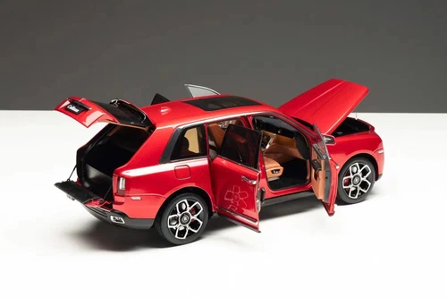 1/18 Rolls Royce Cullinan red limited edition Diecast Fully-opened Dealer - Picture 3 of 10