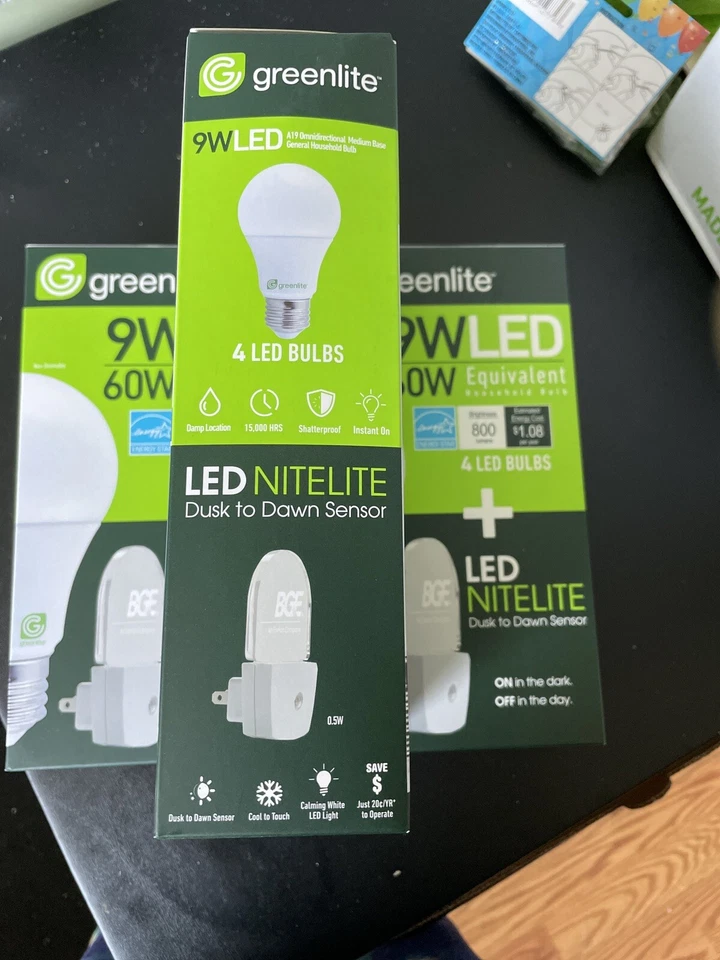 24 packs of LED light bulbs. 4 Bulbs+ X1 Nightlight In Each Box. - Image 4 of 4