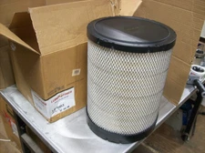 Luber-Finer Genuine NOS Air Filter LAF6663