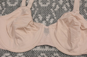 New Wacoal Keep Your Cool Underwire Bra - Size 34C - Sand - # 855378
