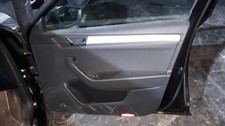 Porte avant et accessoires Skoda SUPERB