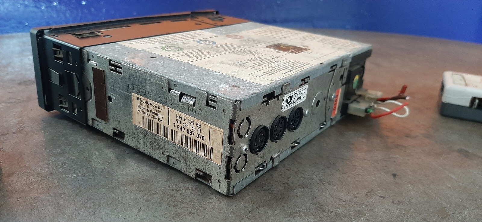 Autoradio BLAUPUNKT BERLIN IQR88 Cassette + Amplificatore PORSCHE