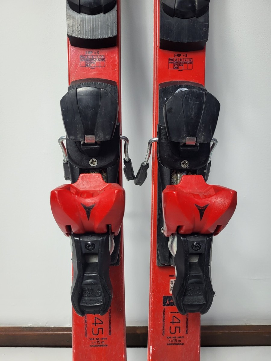 Atomic Redster G9 145 cm Ski + Atomic 7.5 Bindings Winter Sport