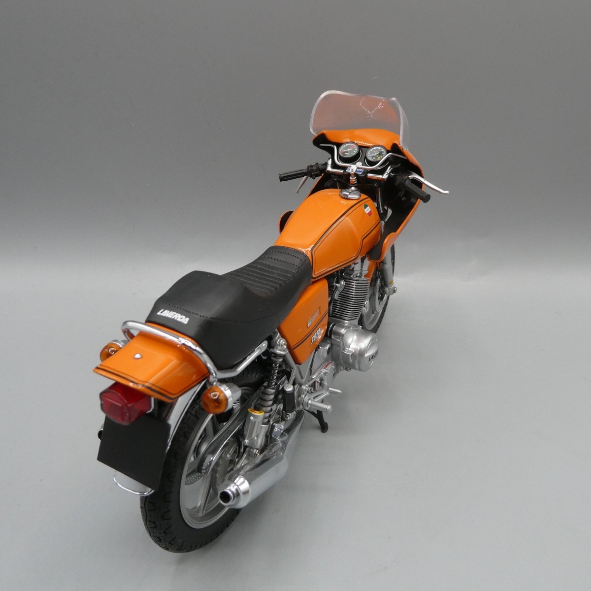 Minichamps 112 Laverda Jota 180 Orange Diecast Model Motorbike for