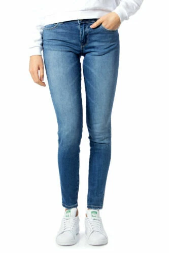 Abbigliamento da donna GUESS