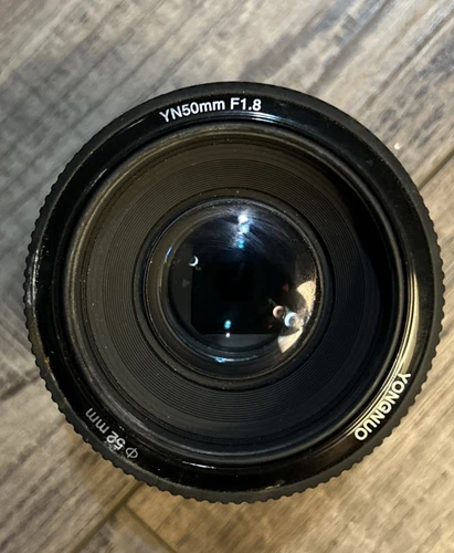Yongnuo YN 50mm f/1.8 Lens Prime Portrait Lens for Canon EF One Cap