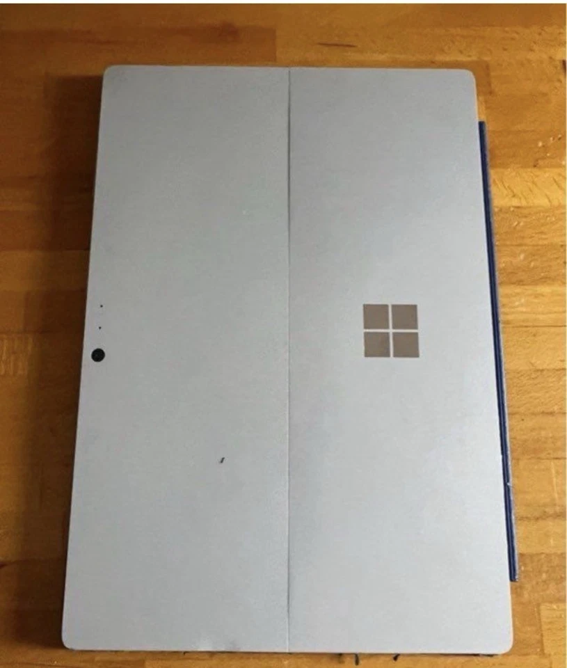 Microsoft Surface Pro 4 (Intel Core m3, 4 Go RAM, 128 Go SSD) 2-en-1 Portable... - Photo 4/4