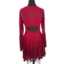 FREE PEOPLE Deep Red Lace Lovers Folk Song Dress Floral Bell Sleeve Party Size 6
