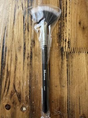 MORPHE M497- Duo Fan Brush. Brand New with plastic cover.
