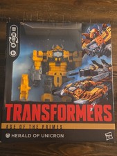 Transformers Generations Age of the Primes Leader Herald of Unicron In Hand