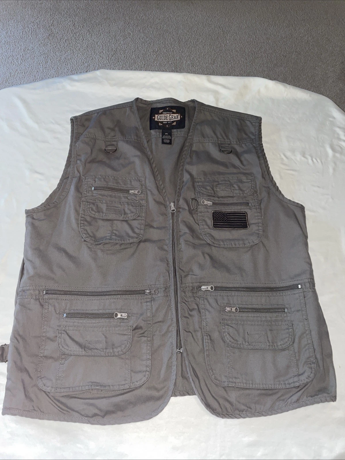 Tactical Vest Men's 2XL Regular Guide Gear Concealment Hunting Camping Travel
Opens in a new window