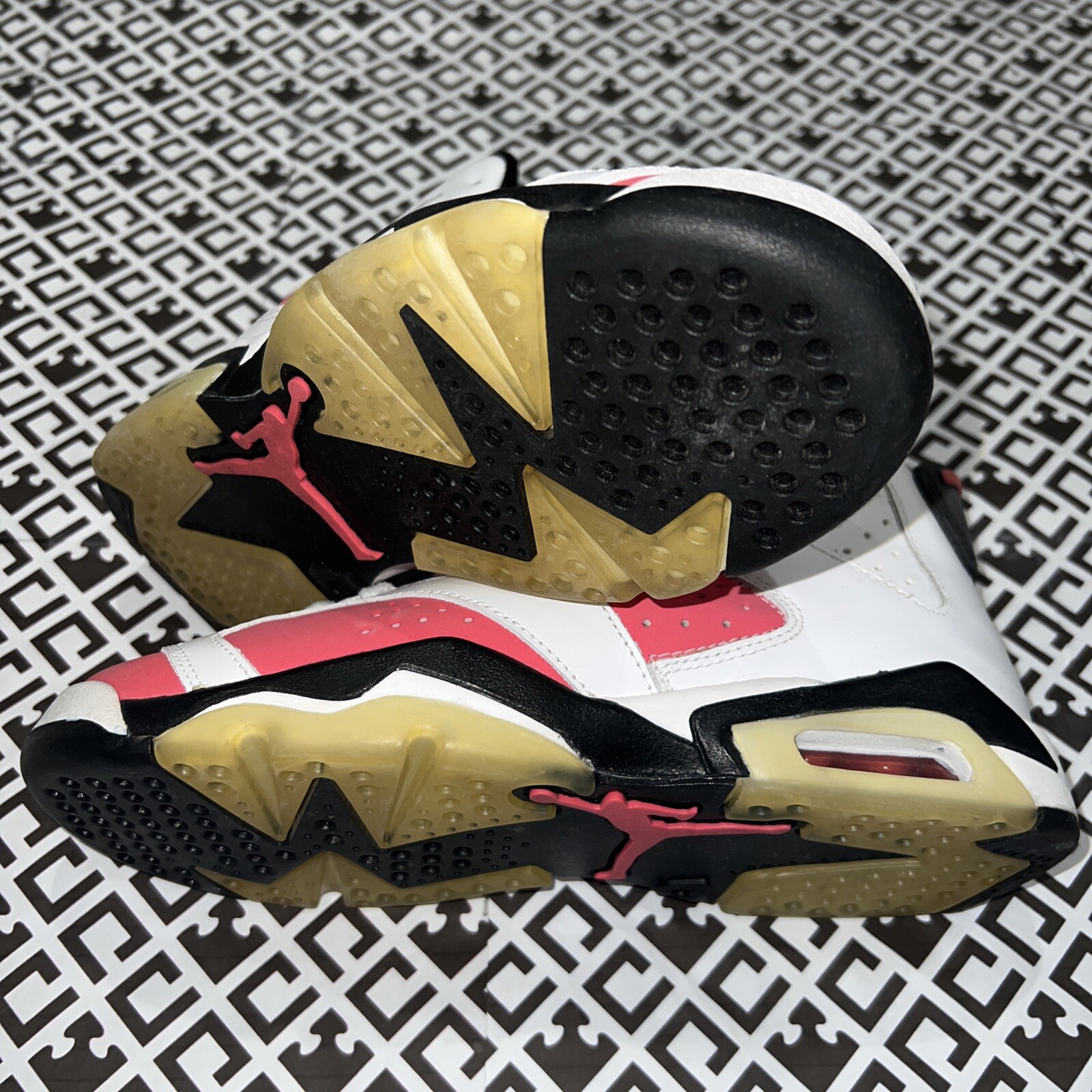 Air Jordan Retro VI 6 GS Coral Pink VI 6 384665-161 Size 5Y image 7