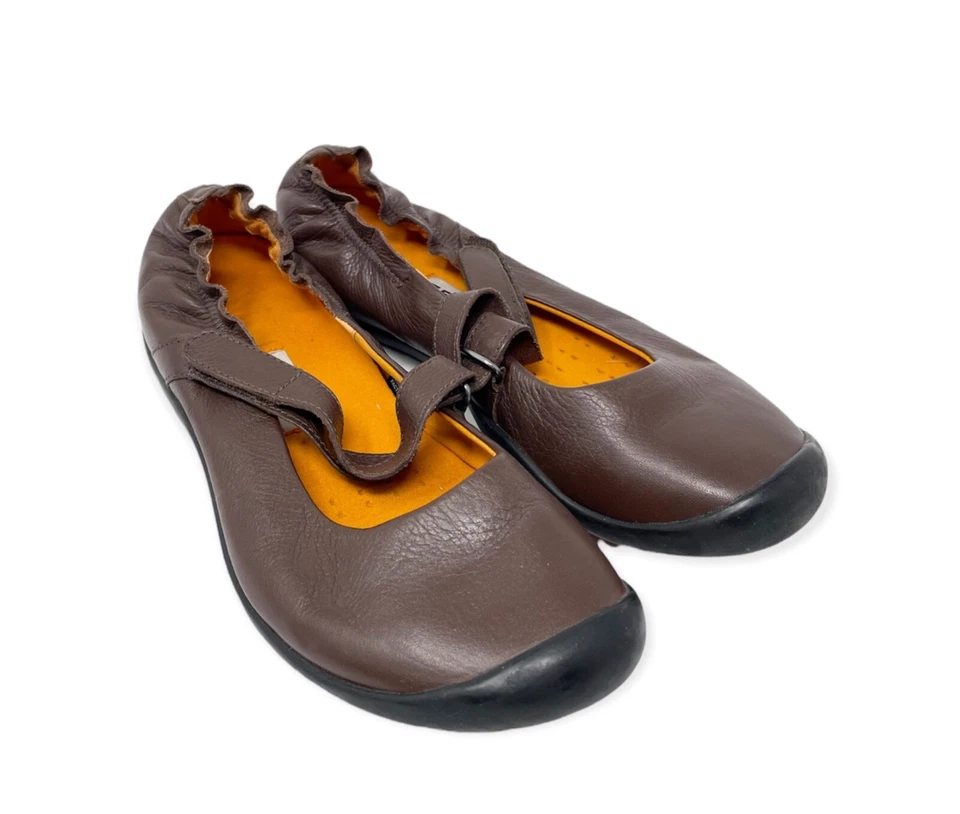 Zapatos planos de cuero marrón TSUBO Vacci Mary Jane para mujer talla 8 EU 38 Foto 4 de 4