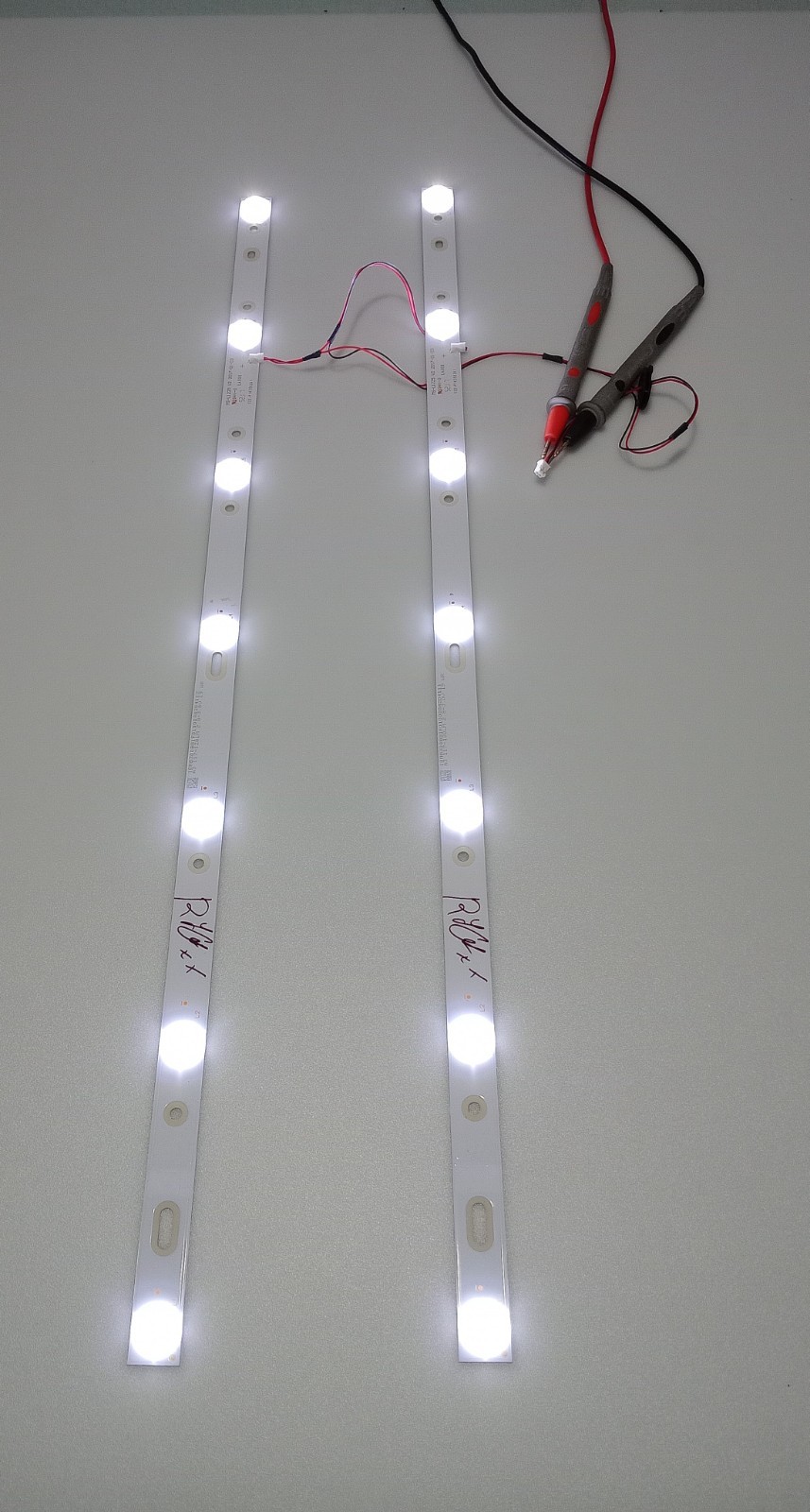 Kit 2 Barre led MS-L1225 V2 per TV Fuego 32FG3705L19T e altri marchi