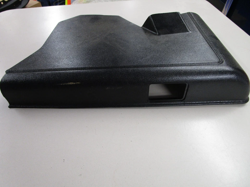 Pontiac GTO Lemans T37 Tempest R&L 1970, 1971, 1972 paneles interiores traseros techo rígido Foto 3 de 4