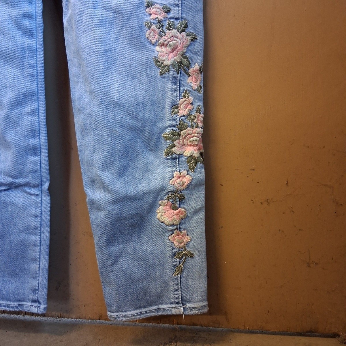 Driftwood Olivia Denim Overalls Embroidered Large Anthro  display picture 1