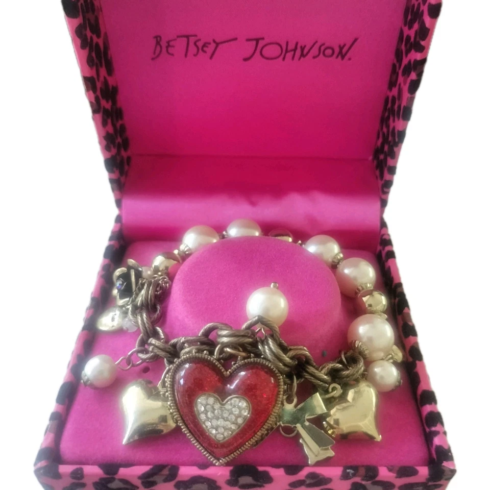 Betsy Johnson Enamel Heart W/ Crystal & Pearl Charm Bracelet In Leopard Gift Box - Image 2 of 3