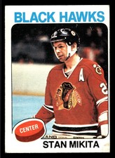 1975-76 Topps Stan Mikita (HOF) #30 - Chicago Blackhawks - VG