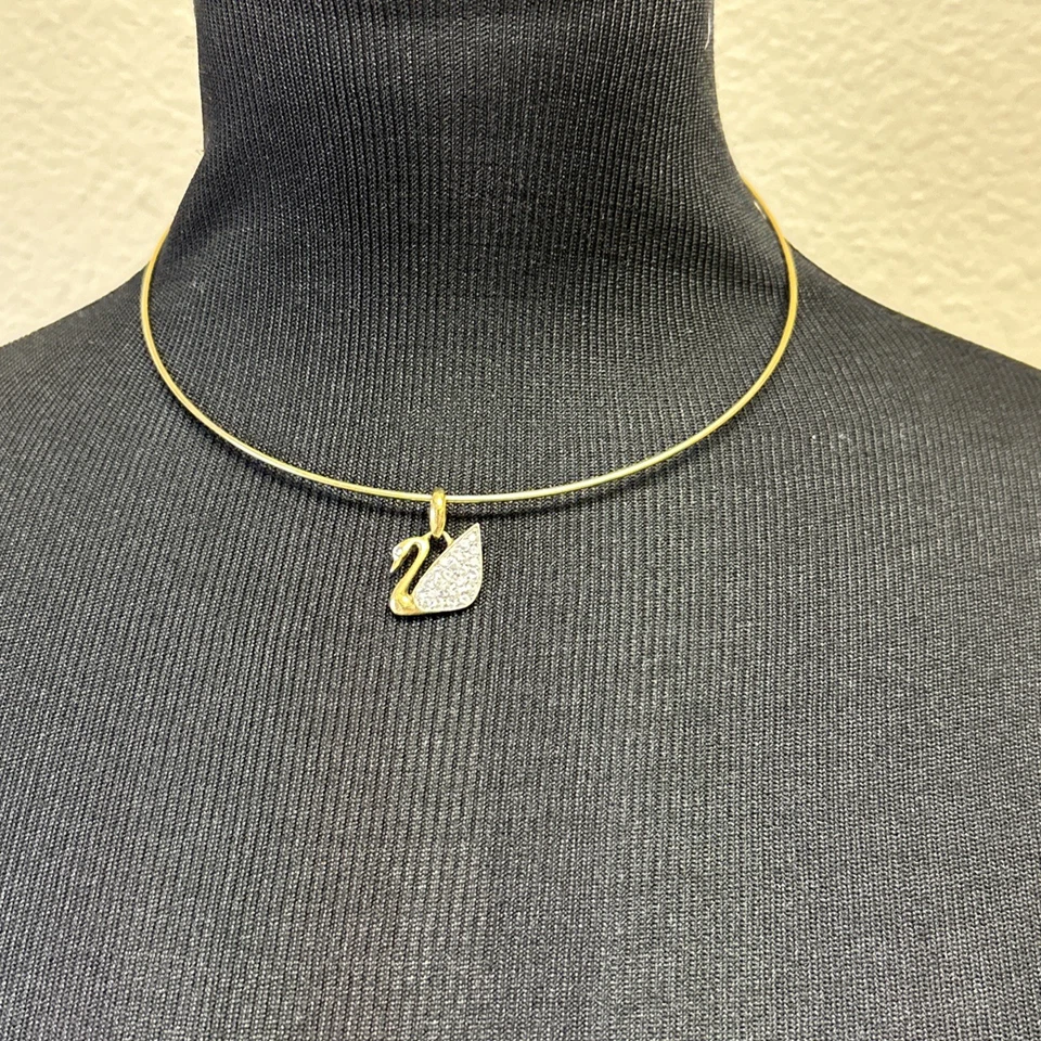Collar Swarovski Chapado en Oro Vintage Cristal Cisne Femenino Coleccionable Foto 4 de 4