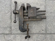 Luther Foundry V30 Cast Iron Bench Vise 3" Jaws Anvil End Marked Pat Pend