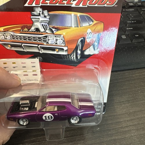 Johnny Lightning Rebel Rods The Spoiler 1972 Plymouth Road Runner #19 Die-Cast - Picture 8 of 9