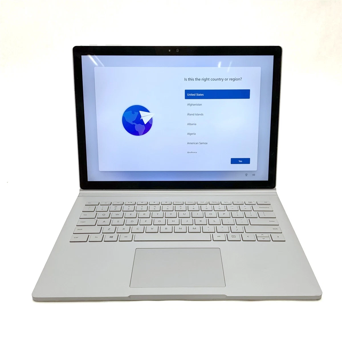 Microsoft Surface Book Intel Core i7 6th Gen. PC Laptops