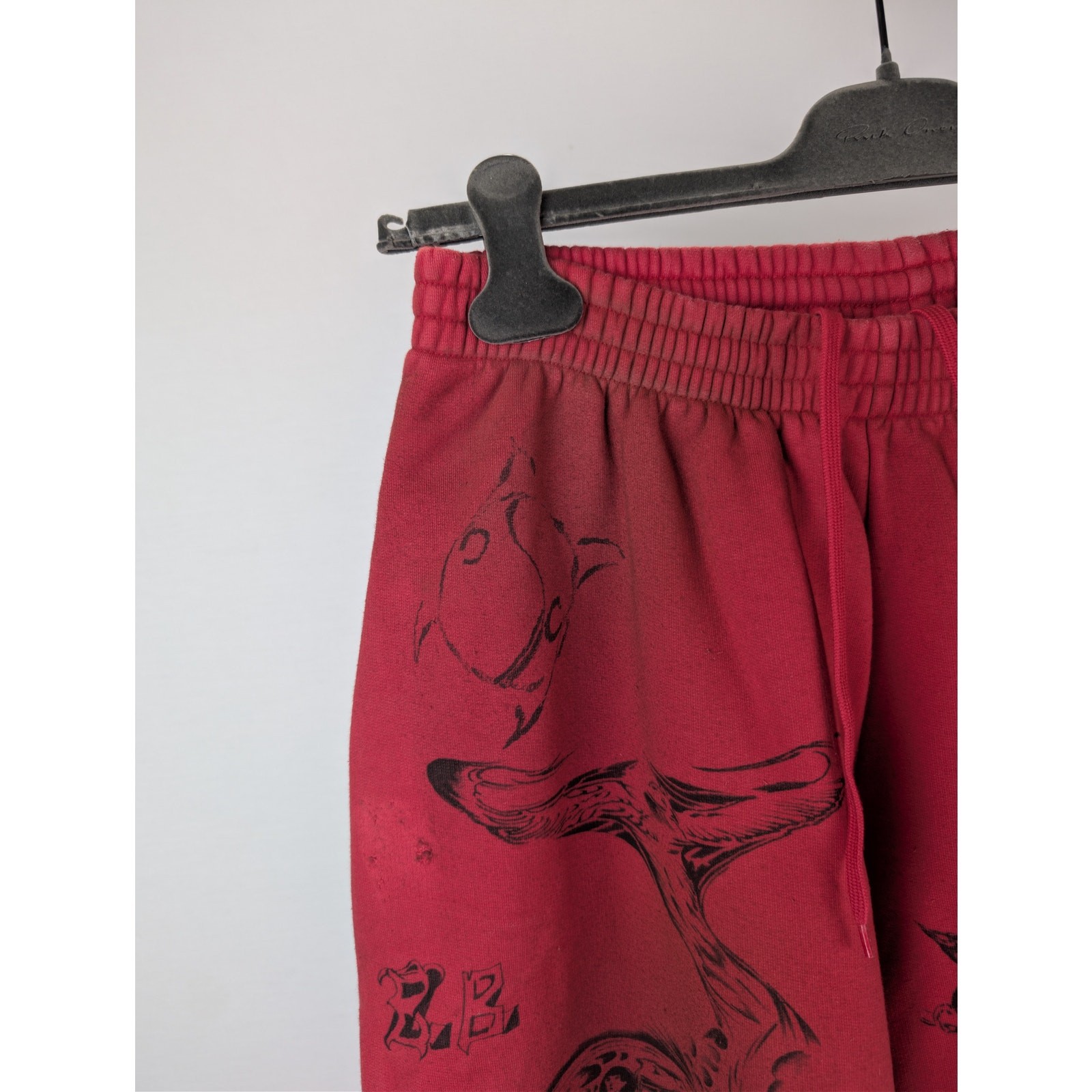 Balenciaga Baggy Sweatpants & Joggers in Red/Black BNWT M image 6